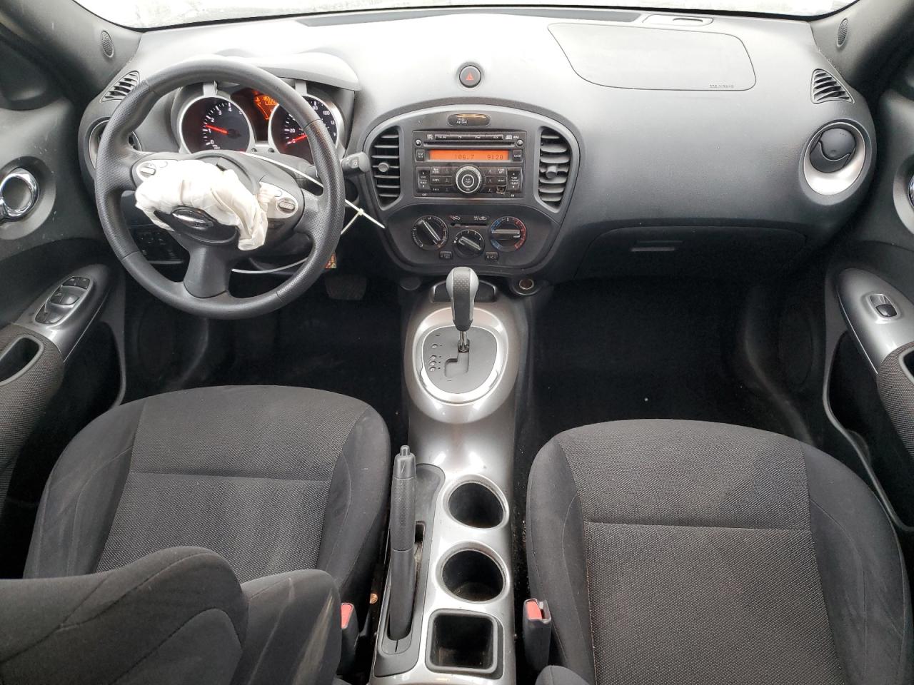 2014 Nissan Juke S VIN: JN8AF5MV8ET484113 Lot: 82721025