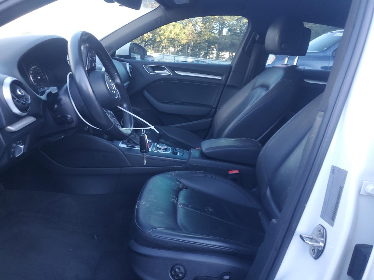 2017 Audi A3 Premium VIN: WAUAUGFF4H1046964 Lot: 86315135