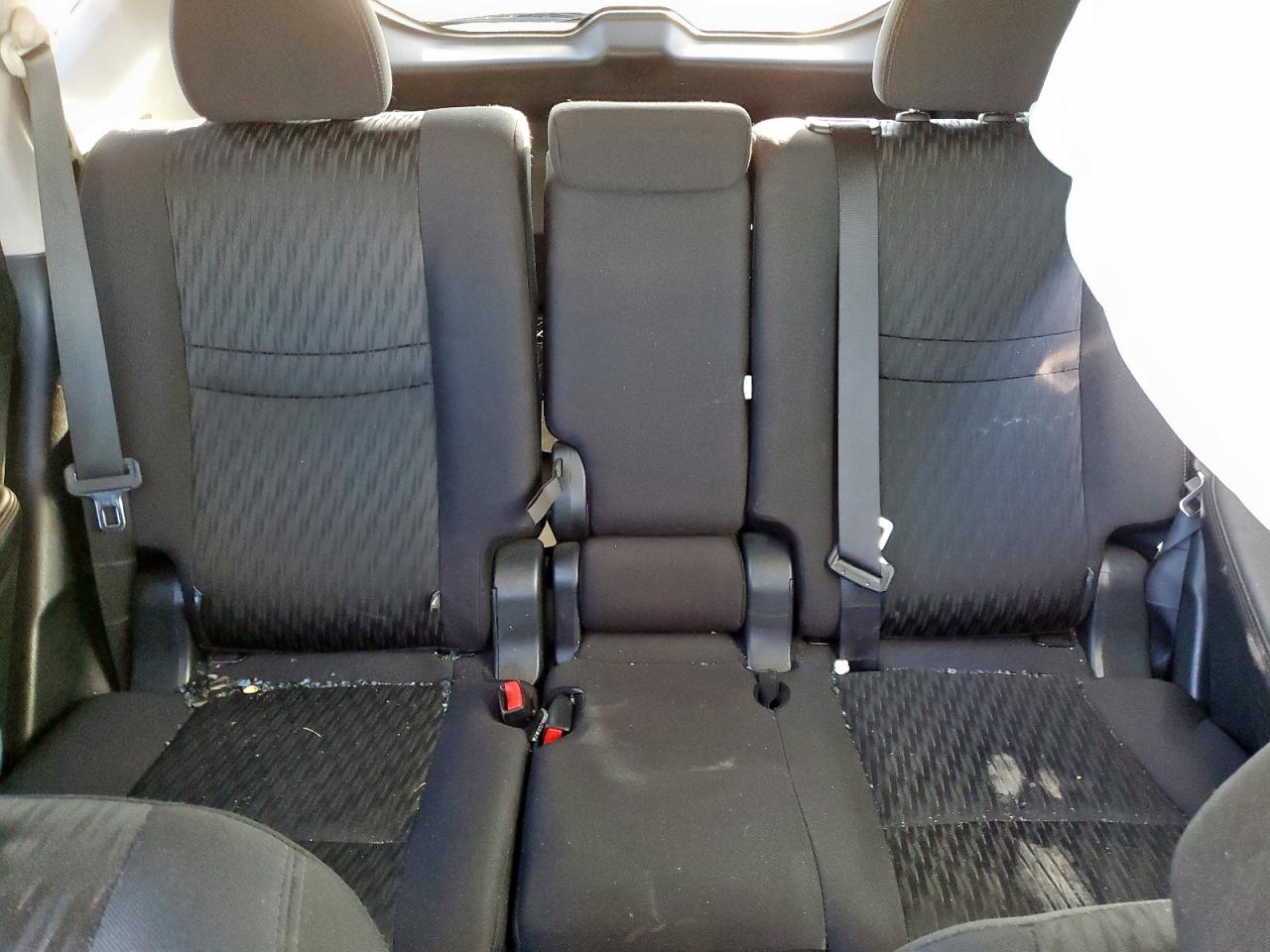 2019 Nissan Rogue S VIN: 5N1AT2MT4KC841571 Lot: 86264885