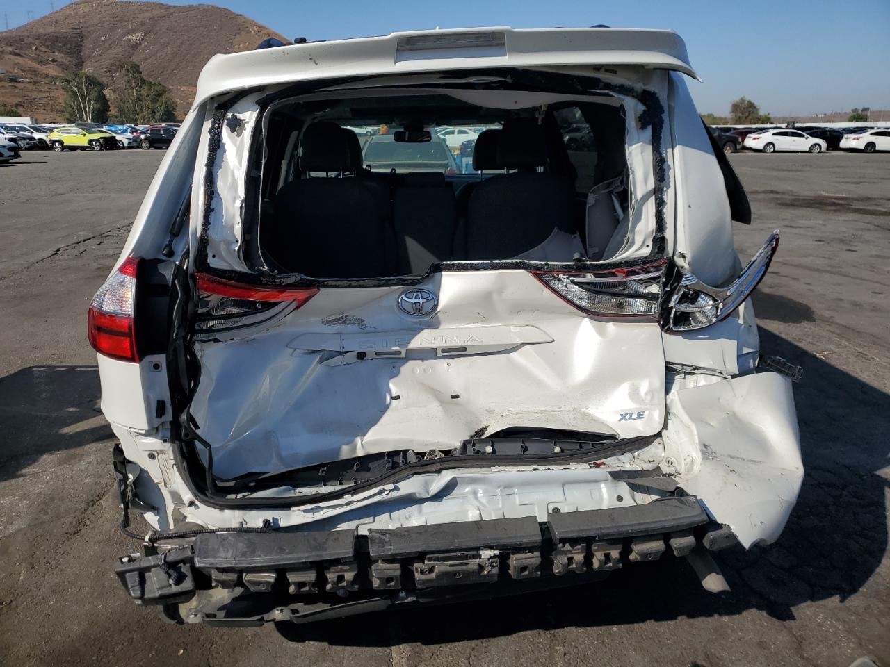 2020 Toyota Sienna Xle VIN: 5TDYZ3DC5LS041613 Lot: 84788495