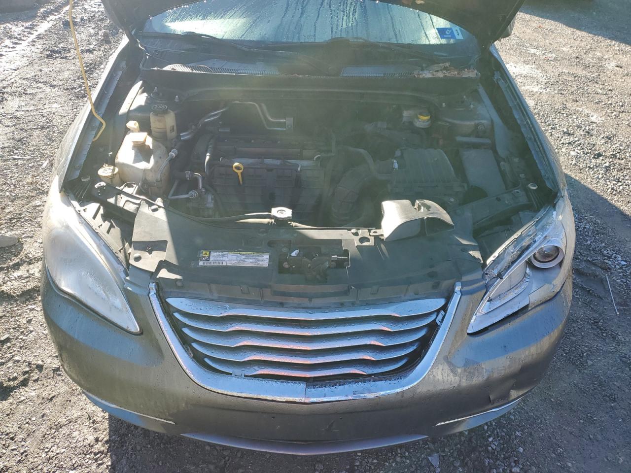 2013 Chrysler 200 Touring VIN: 1C3CCBBB0DN694247 Lot: 86872965