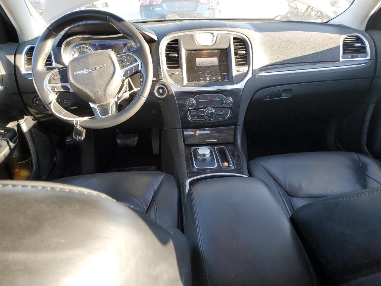 2016 Chrysler 300 Limited VIN: 2C3CCAAG6GH106372 Lot: 85088485