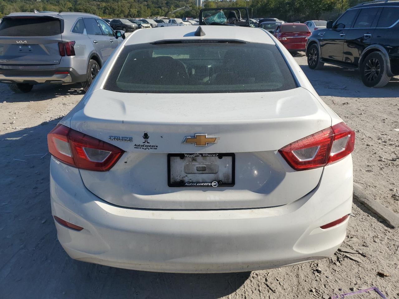 2018 Chevrolet Cruze Ls VIN: 1G1BC5SM0J7137356 Lot: 82380535