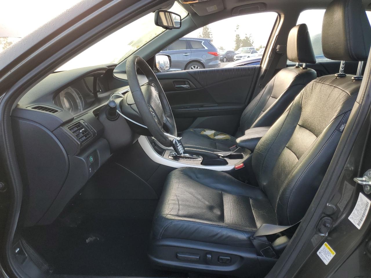 2014 Honda Accord Exl VIN: 1HGCR2F83EA132233 Lot: 82360225