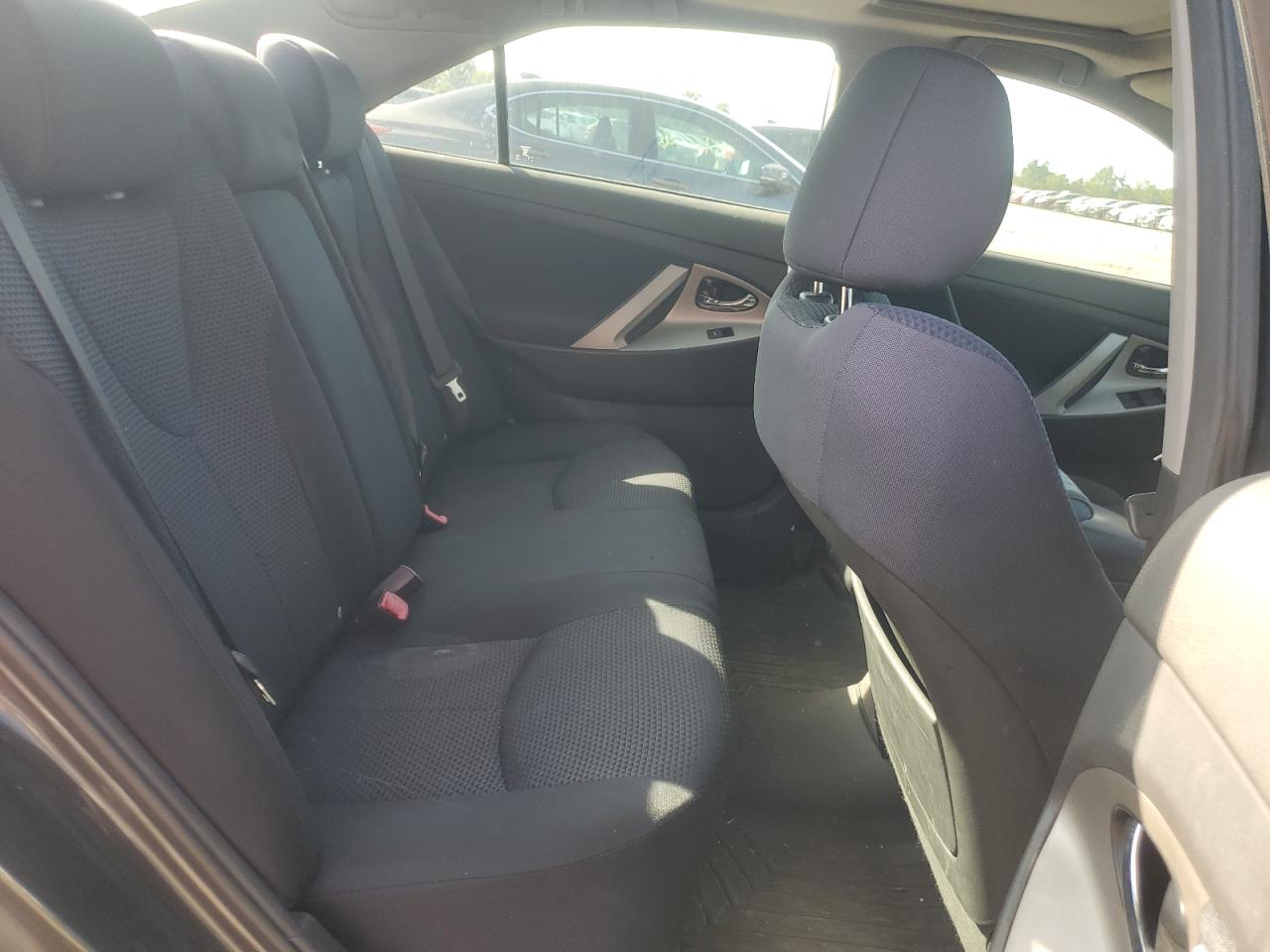 2011 Toyota Camry Base VIN: 4T1BF3EK3BU155023 Lot: 83757415