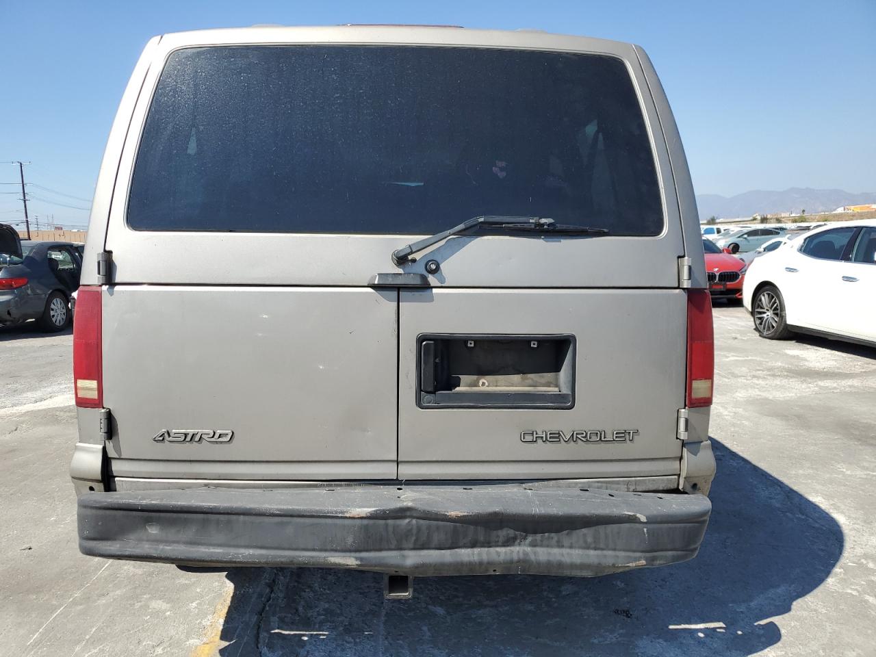 2005 Chevrolet Astro VIN: 1GNDM19X95B108230 Lot: 71481965