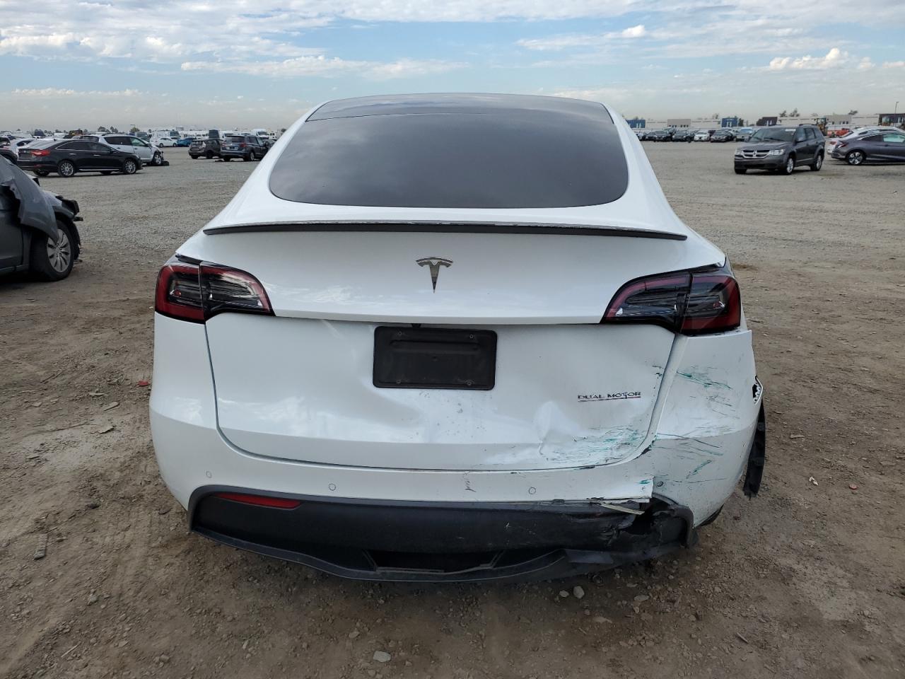 2022 Tesla Model Y VIN: 7SAYGDEF4NF407656 Lot: 87404485