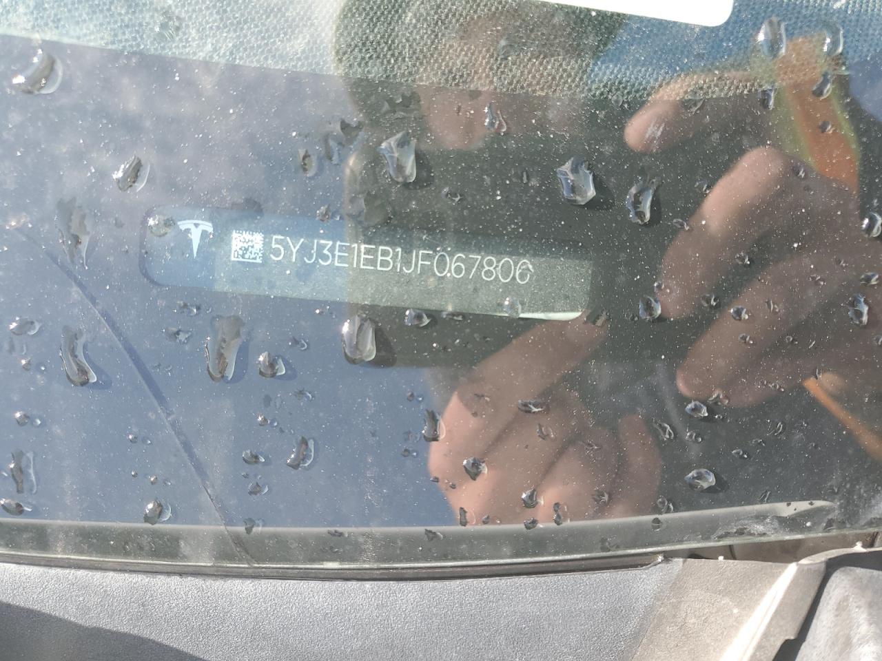 2018 Tesla Model 3 VIN: 5YJ3E1EB1JF067806 Lot: 89814935