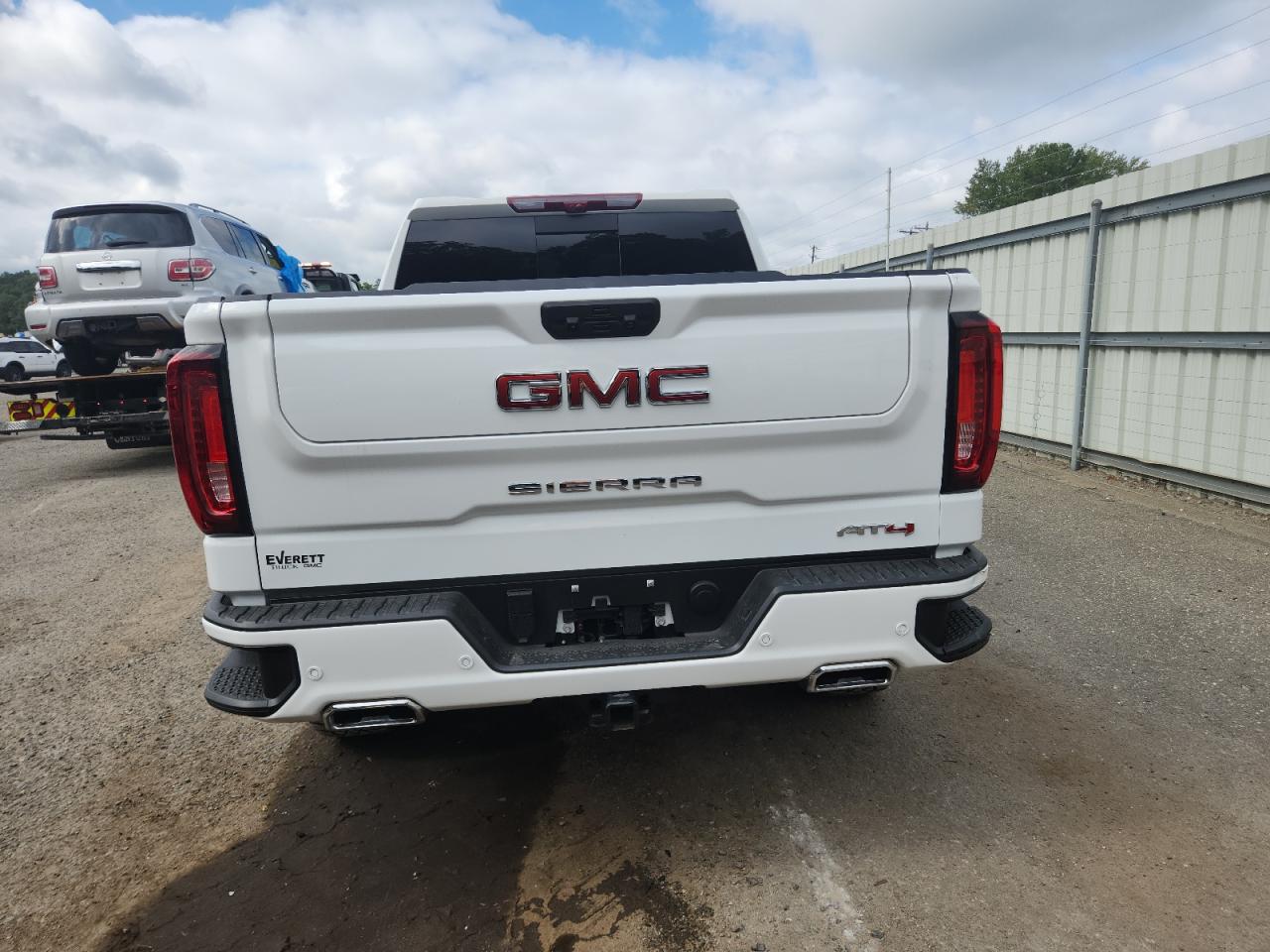 2025 GMC Sierra K1500 At4 VIN: 3GTUUEEL8SG253507 Lot: 84870065