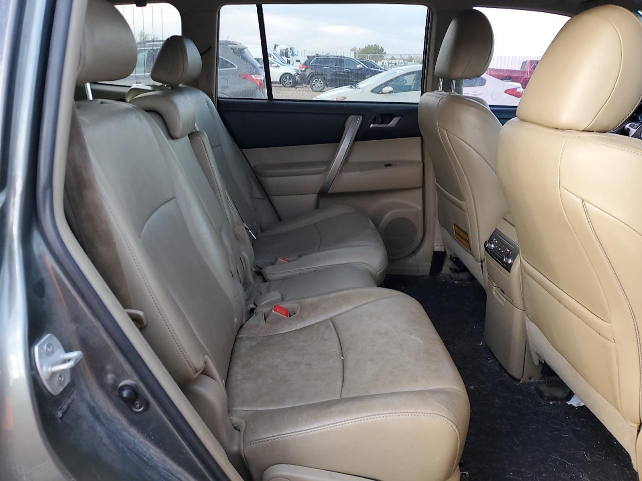 2013 Toyota Highlander Base VIN: 5TDBK3EH4DS266093 Lot: 86594915