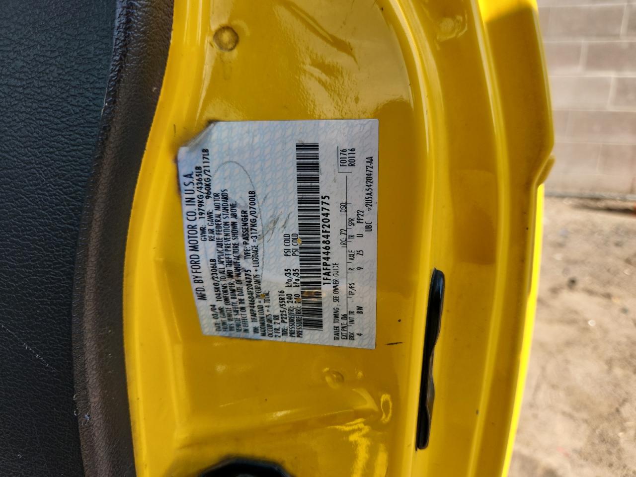 2004 Ford Mustang VIN: 1FAFP44684F204775 Lot: 82301525