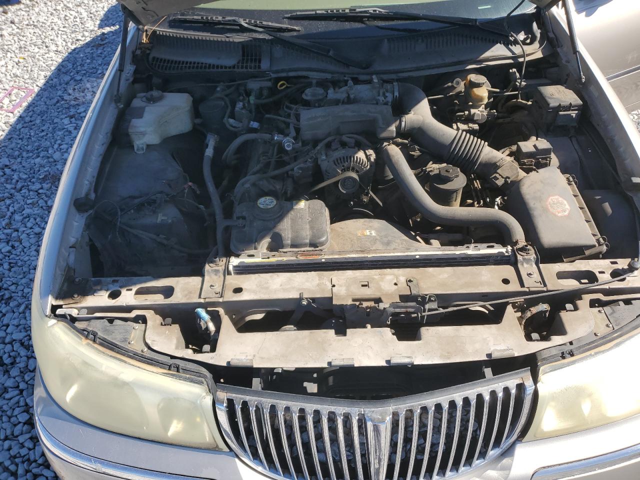 2002 Lincoln Town Car Signature VIN: 1LNHM82W52Y668089 Lot: 89488895