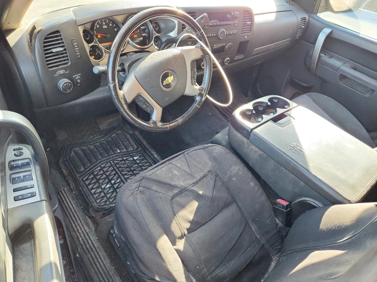2011 Chevrolet Silverado C1500 Lt VIN: 1GCRCSE08BZ352194 Lot: 87394215