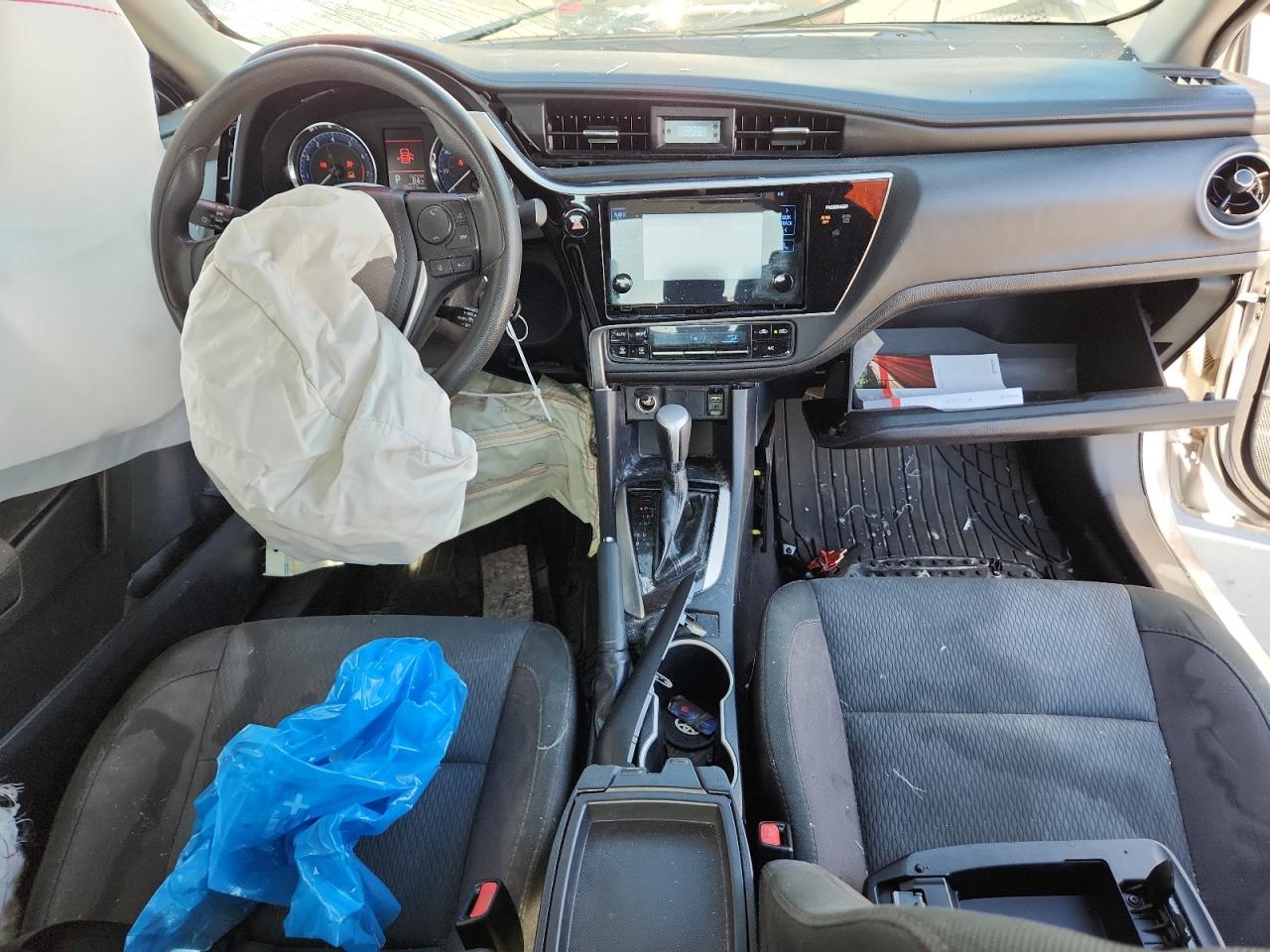 2017 Toyota Corolla L VIN: 2T1BURHE3HC824268 Lot: 81972465