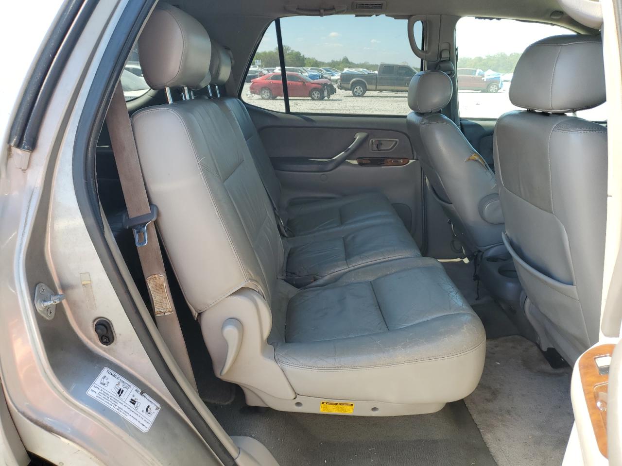 2002 Toyota Sequoia Sr5 VIN: 5TDZT34AX2S134212 Lot: 84560705