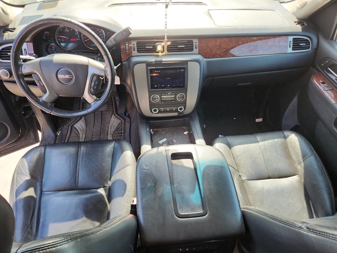 2013 GMC Yukon Xl C1500 Slt VIN: 1GKS1KE0XDR127080 Lot: 85857615