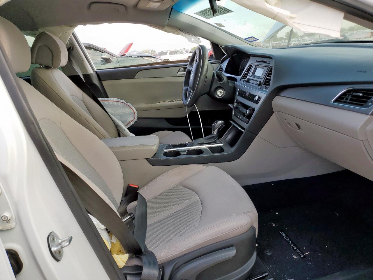 2015 Hyundai Sonata Se VIN: 5NPE24AF1FH086246 Lot: 81834055