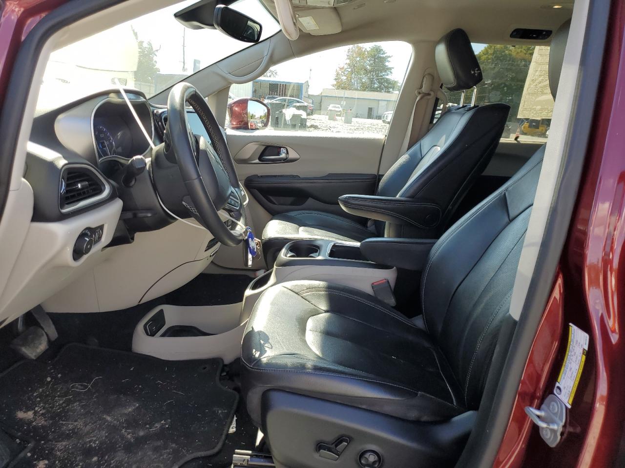 2022 Chrysler Pacifica Touring L VIN: 2C4RC1BG5NR123711 Lot: 81822635