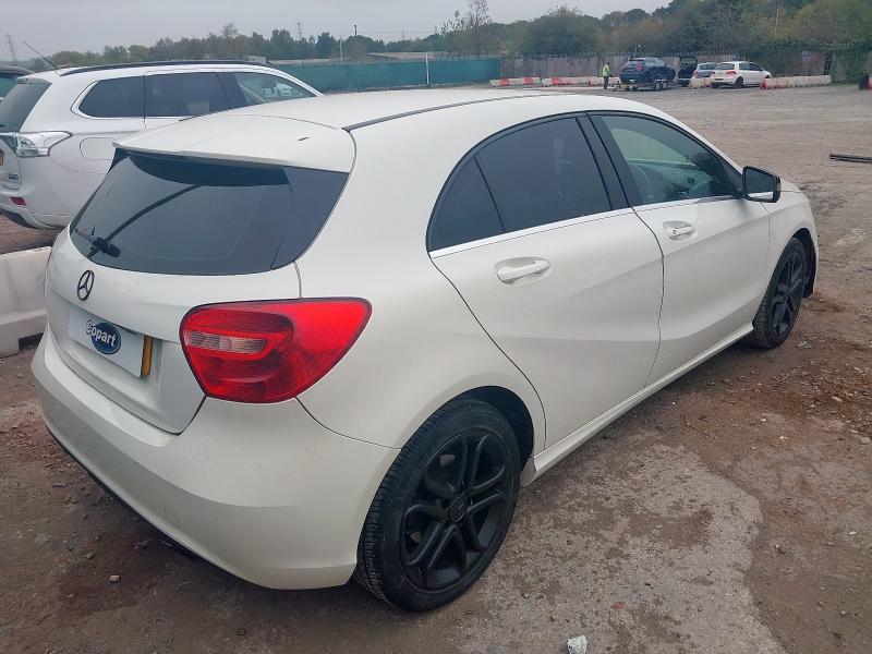2014 MERCEDES-BENZ A180 BLUEEFFICIENCY SPORT A180 CDI BLUEEFFICIENCY SPORT 5DR