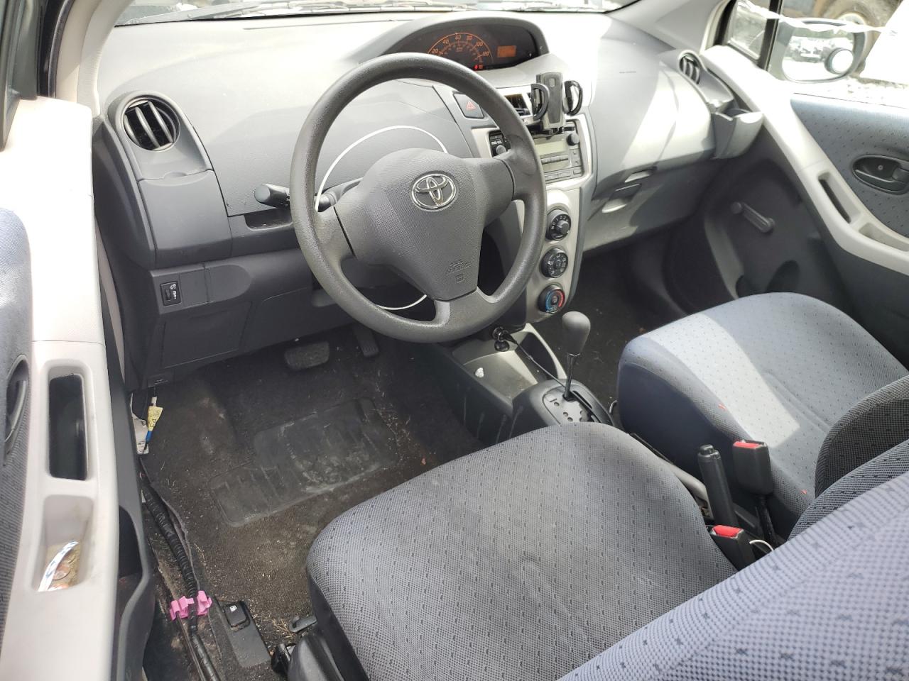 2010 Toyota Yaris VIN: JTDJT4K38A5301971 Lot: 81990185