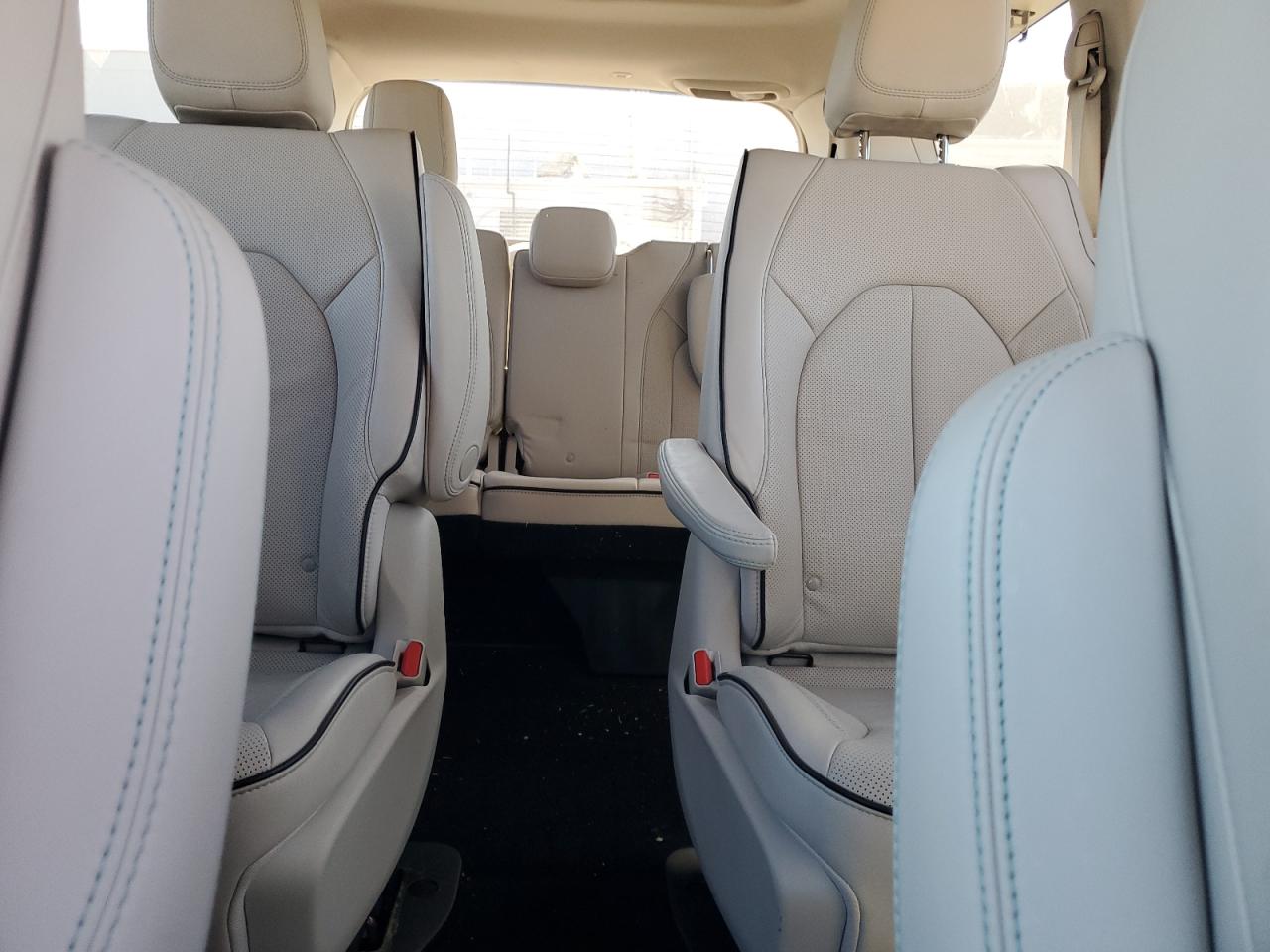 2019 Chrysler Pacifica Hybrid Limited VIN: 2C4RC1N74KR616836 Lot: 81966445