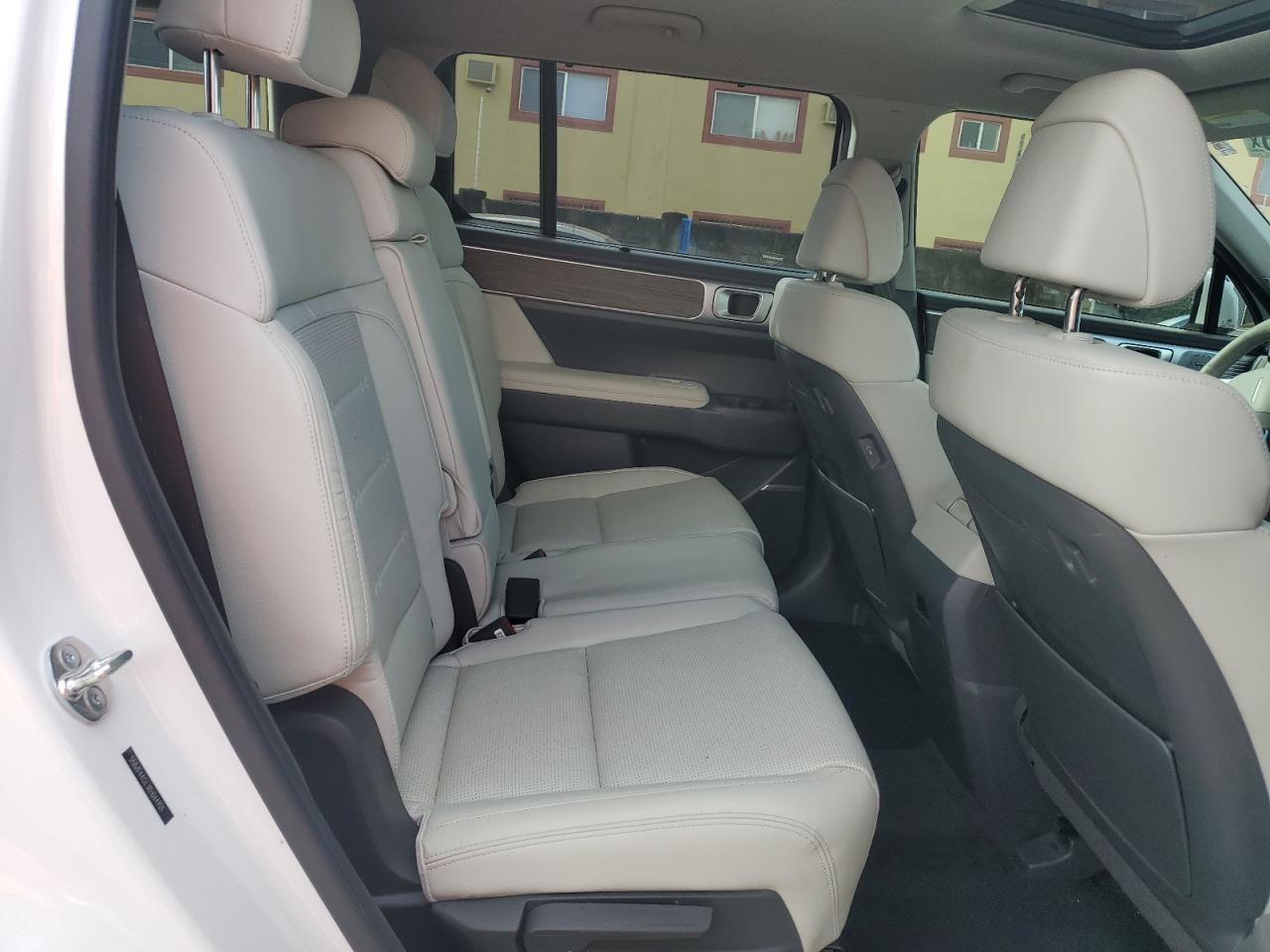 2024 Hyundai Santa Fe Limited VIN: 5NMP44GL1RH044905 Lot: 82254405