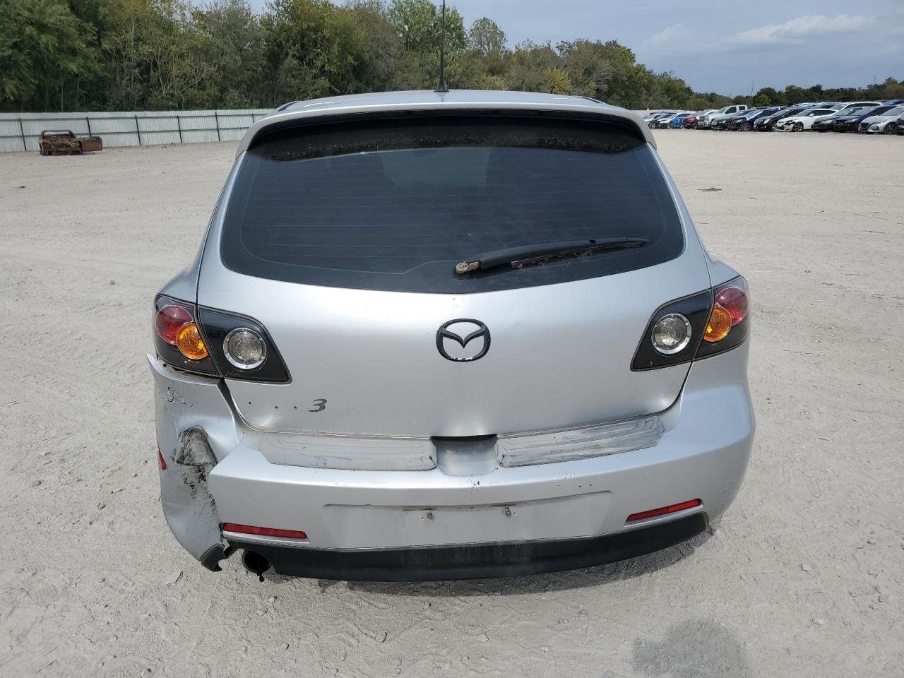 2005 Mazda 3 Hatchback VIN: JM1BK143951259813 Lot: 86979695