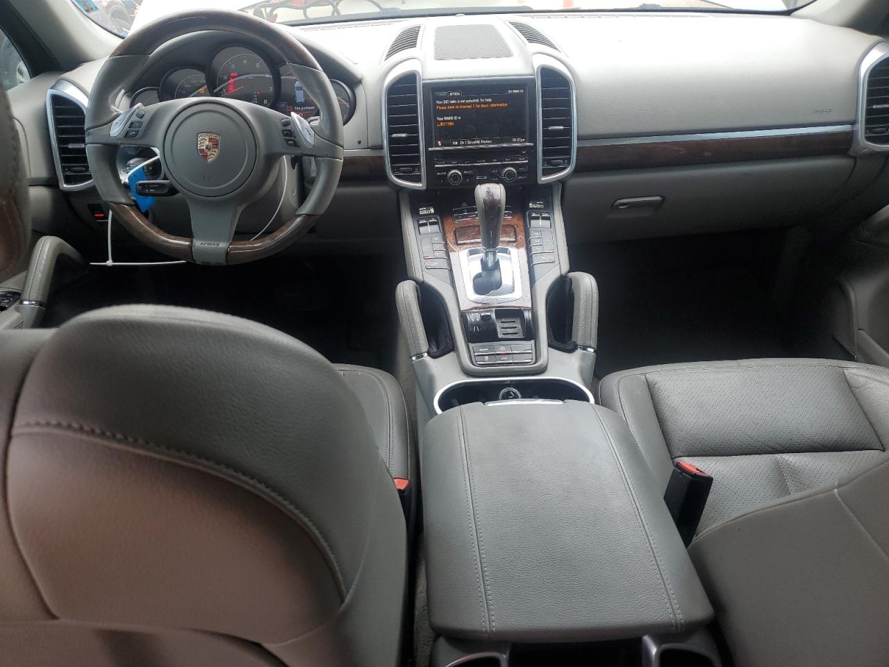 2011 Porsche Cayenne VIN: WP1AA2A20BLA03638 Lot: 84065005