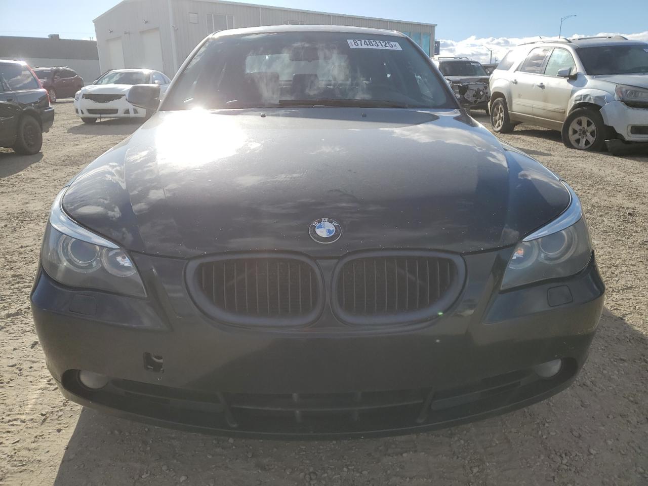 car-image car-image