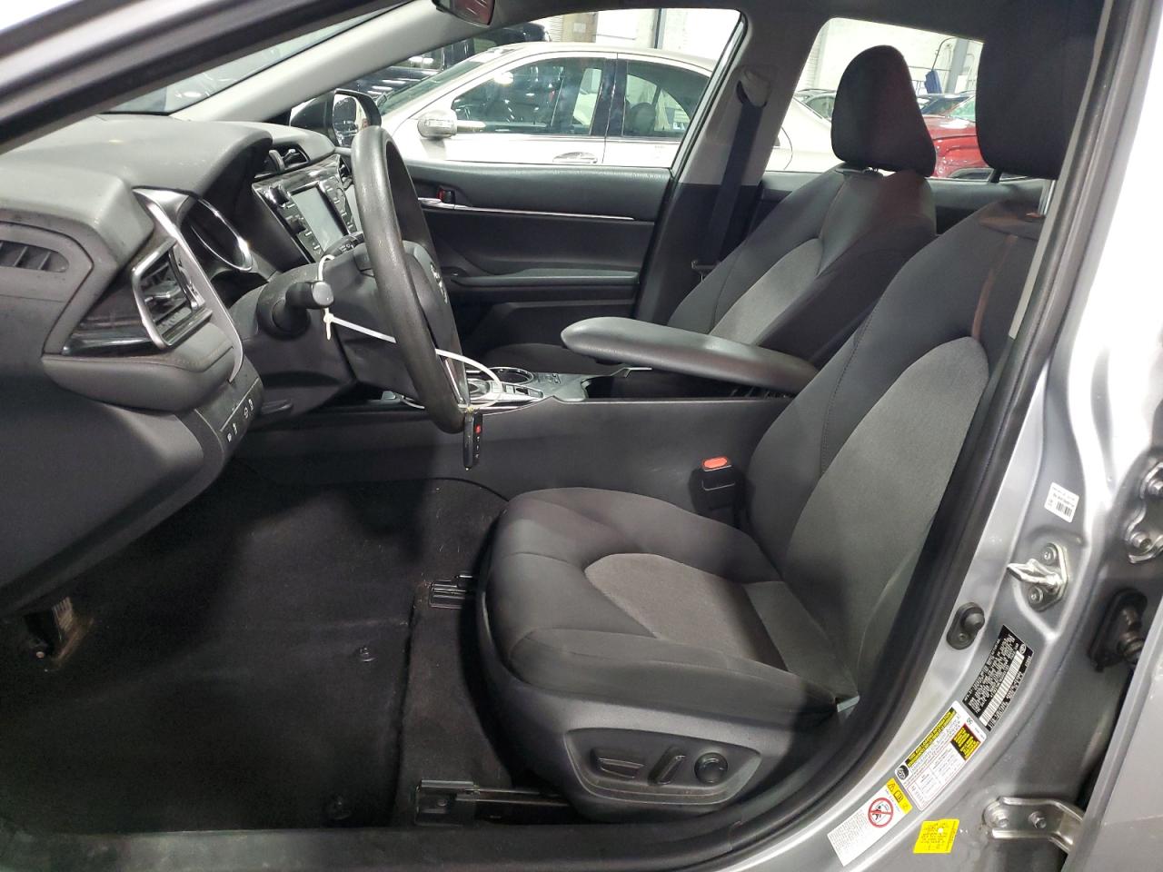 2019 Toyota Camry Le VIN: 4T1B31HK1KU005193 Lot: 84923905