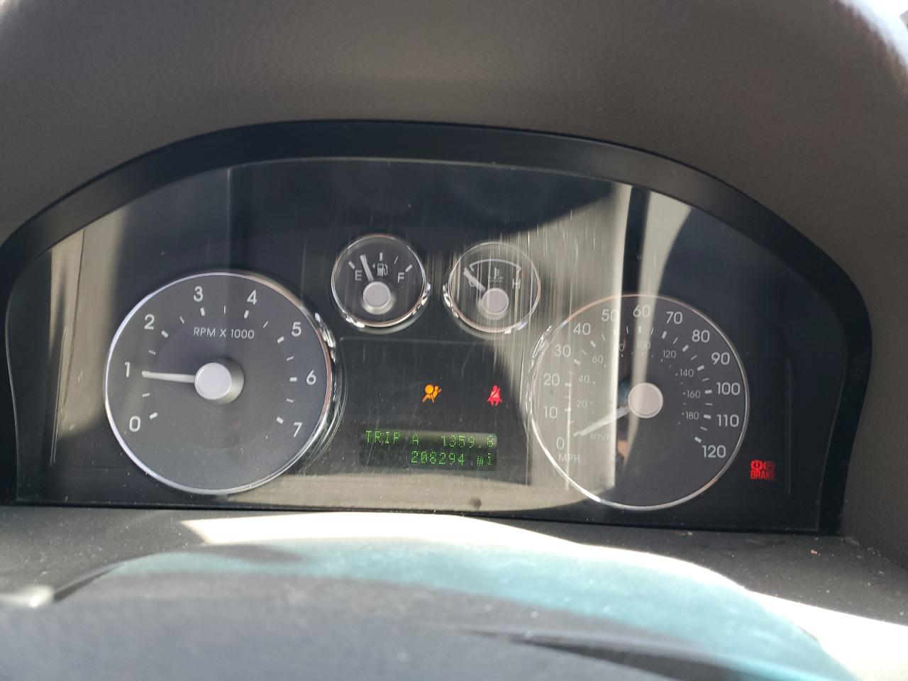 2007 Mercury Milan Premier VIN: 3MEHM02187R628782 Lot: 84391395