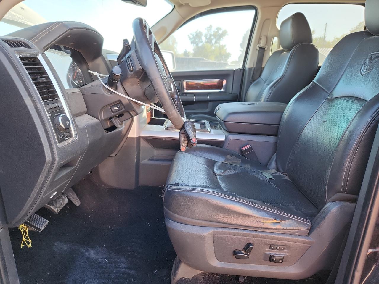 2009 Dodge Ram 1500 VIN: 1D3HV13T69S739754 Lot: 86850635