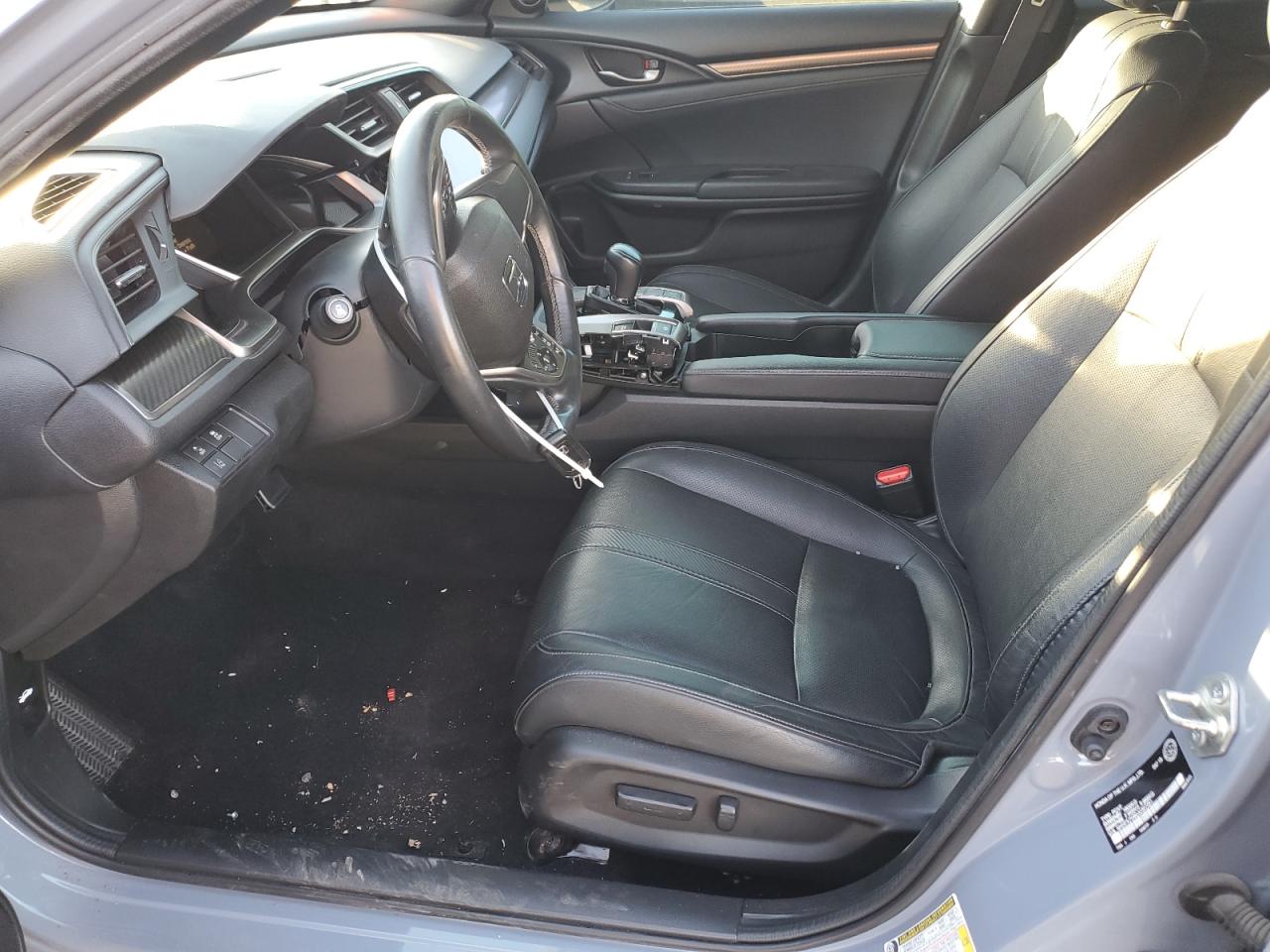 2018 Honda Civic Sport Touring VIN: SHHFK7H90JU307251 Lot: 84174985