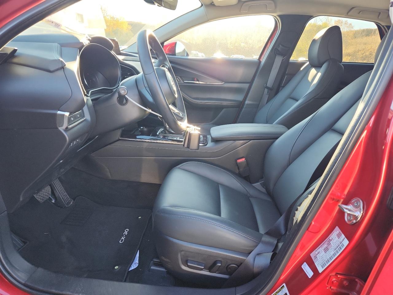 2024 Mazda Cx-30 Preferred VIN: 3MVDMBCM8RM637730 Lot: 90454225