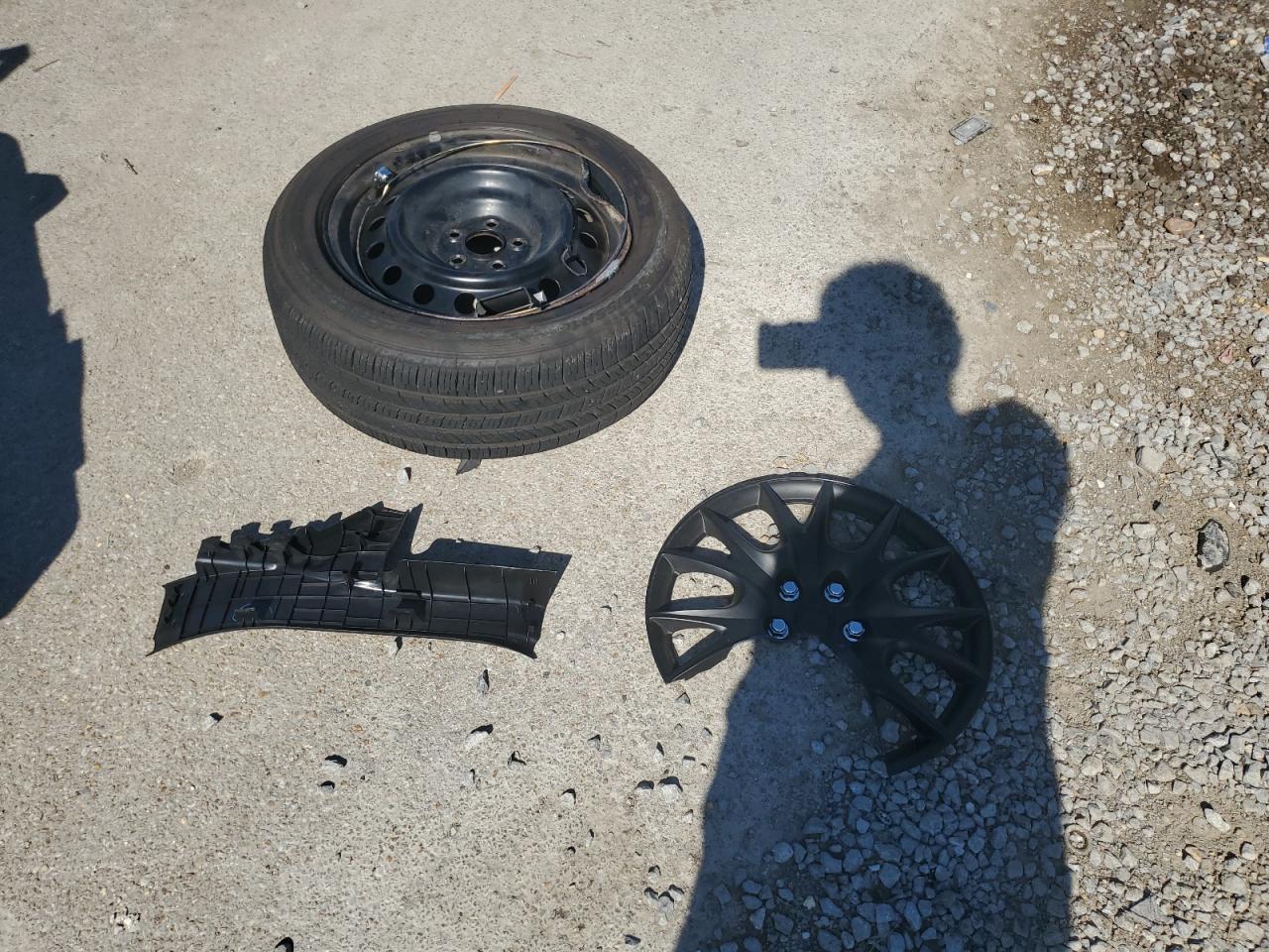 2020 Toyota Corolla Le VIN: 5YFEPRAEXLP061043 Lot: 85598815