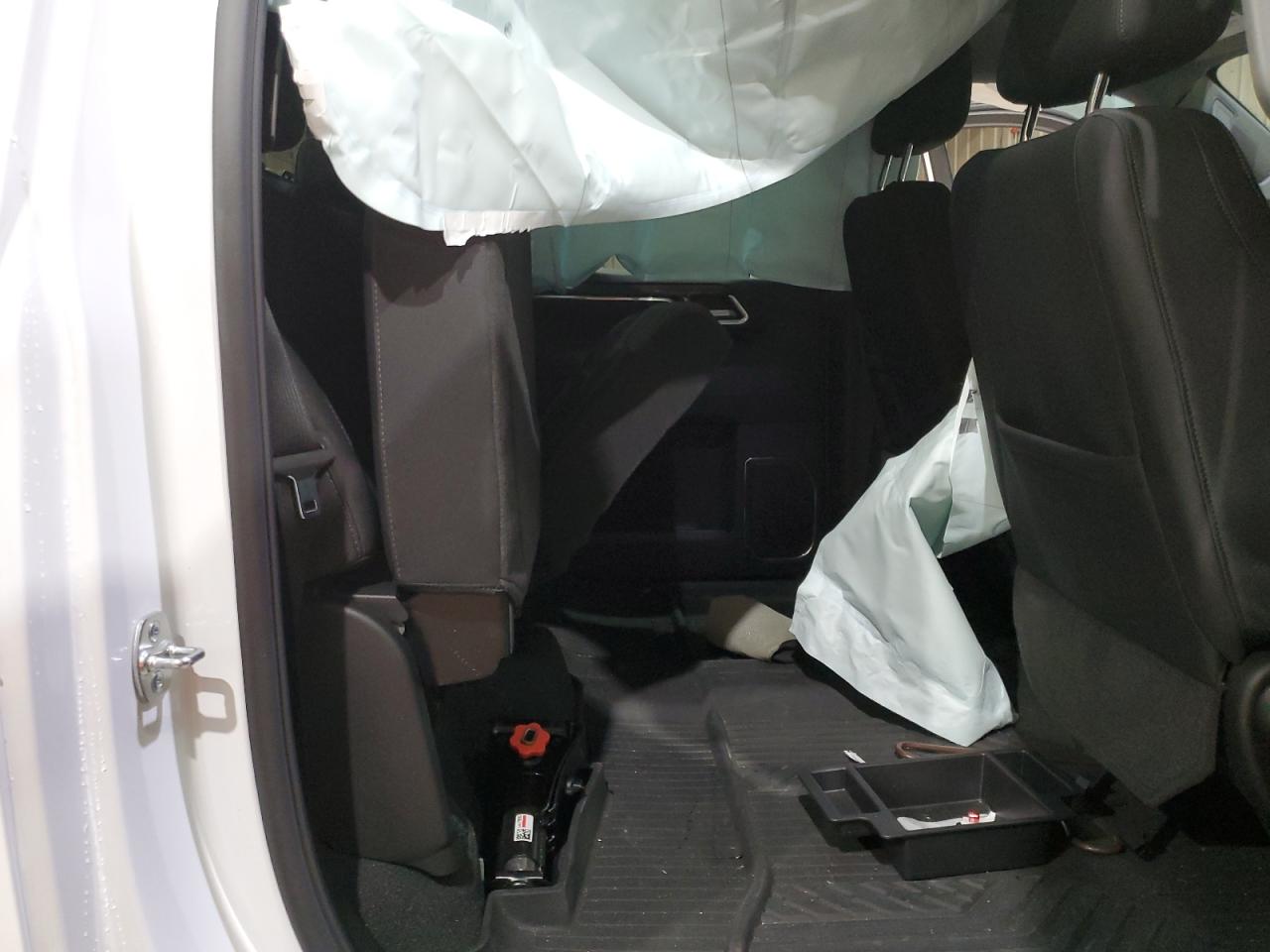 2025 Chevrolet Silverado K1500 Lt VIN: 1GCUKDE89SZ127796 Lot: 86074435