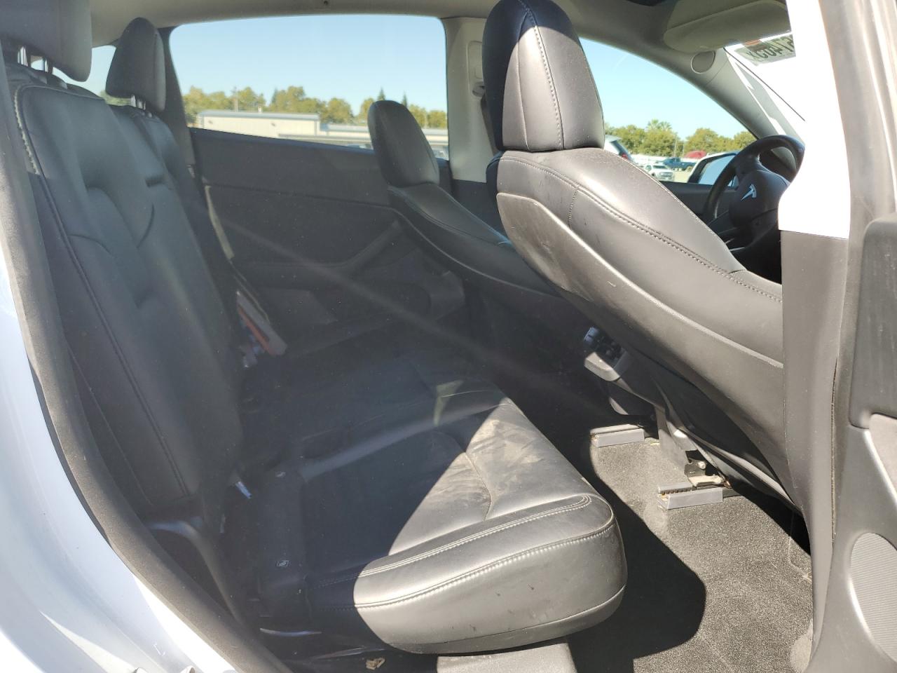 2021 Tesla Model Y VIN: 5YJYGDEE1MF064226 Lot: 84967405