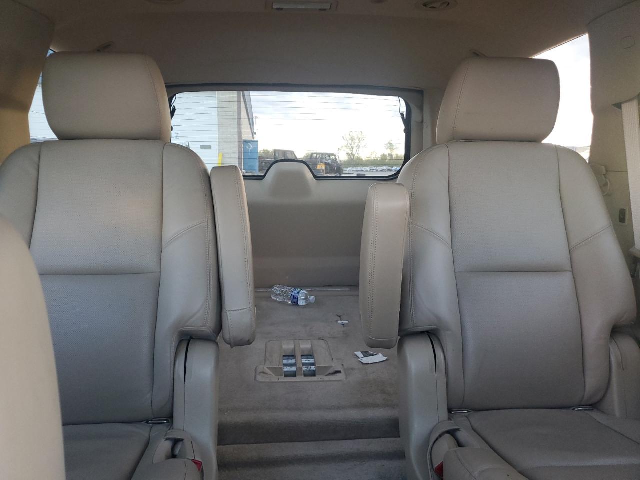 2011 Cadillac Escalade Premium VIN: 1GYS4CEF5BR261628 Lot: 85298845