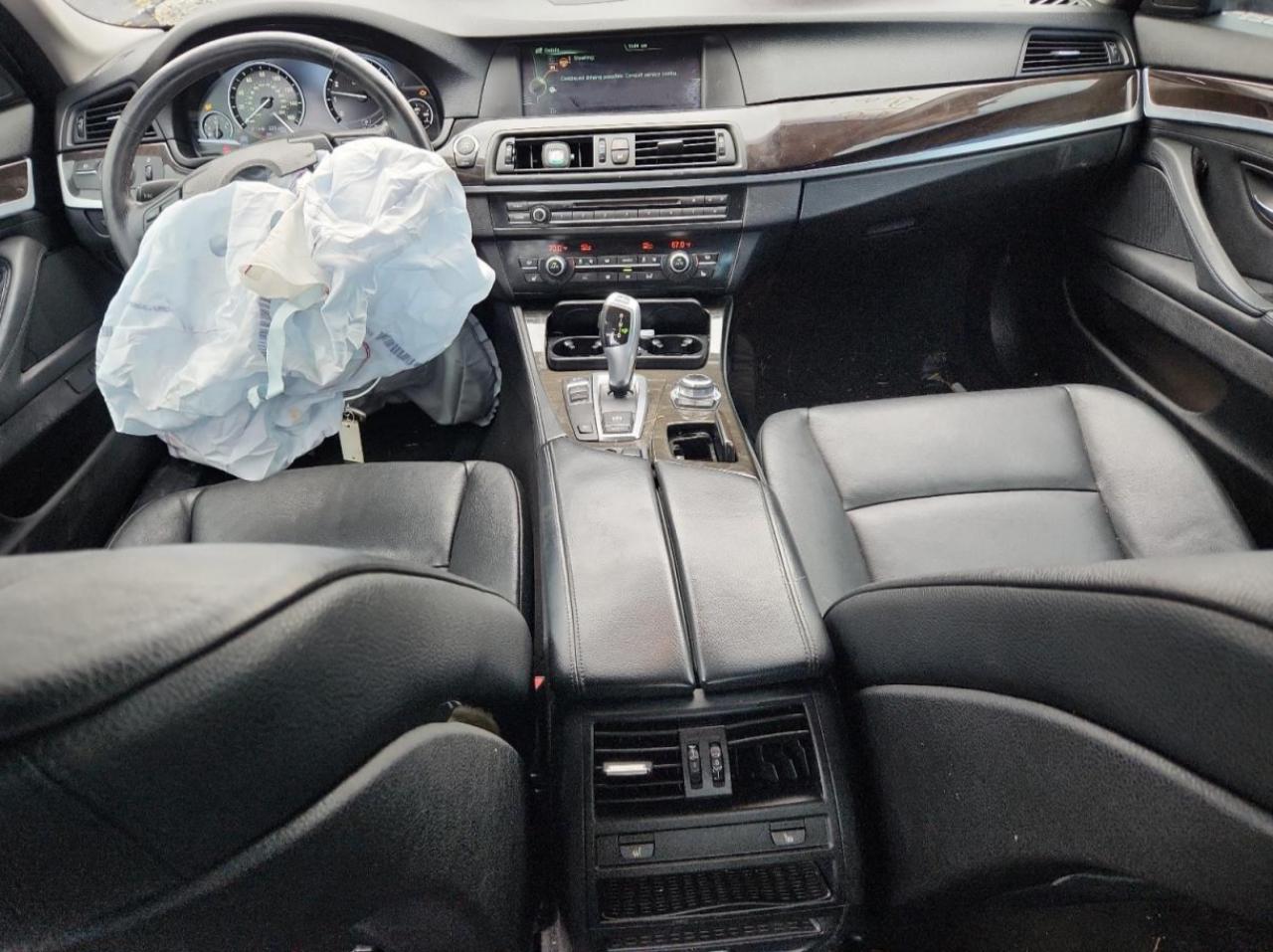 Фото: WBAXH5C52DDW14474