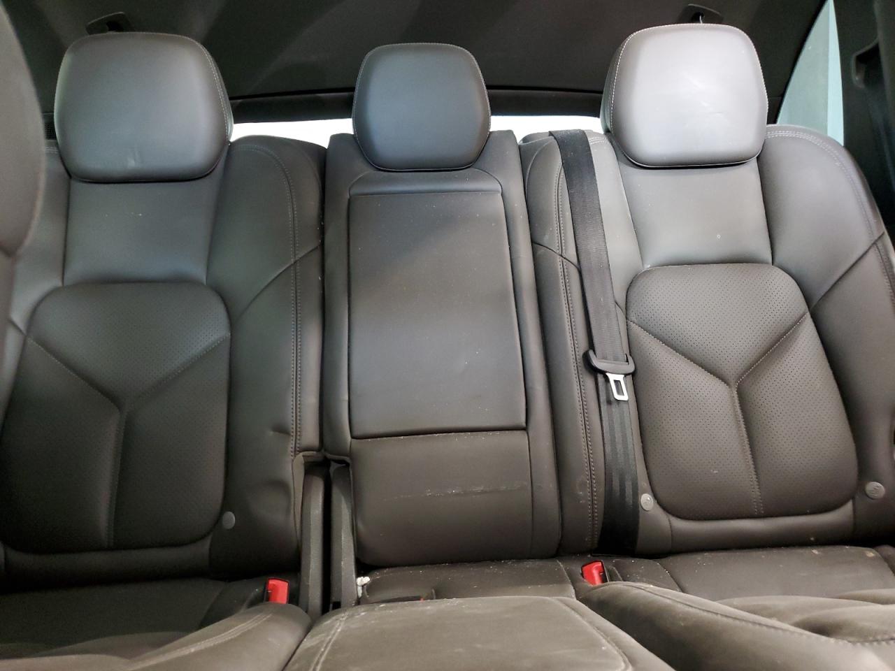 2016 Porsche Cayenne VIN: WP1AA2A26GLA09564 Lot: 86222405