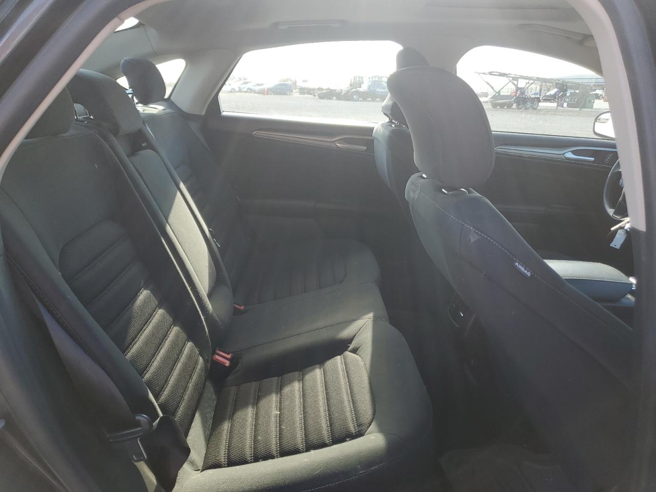 2018 Ford Fusion Se VIN: 3FA6P0HD8JR175178 Lot: 90281485