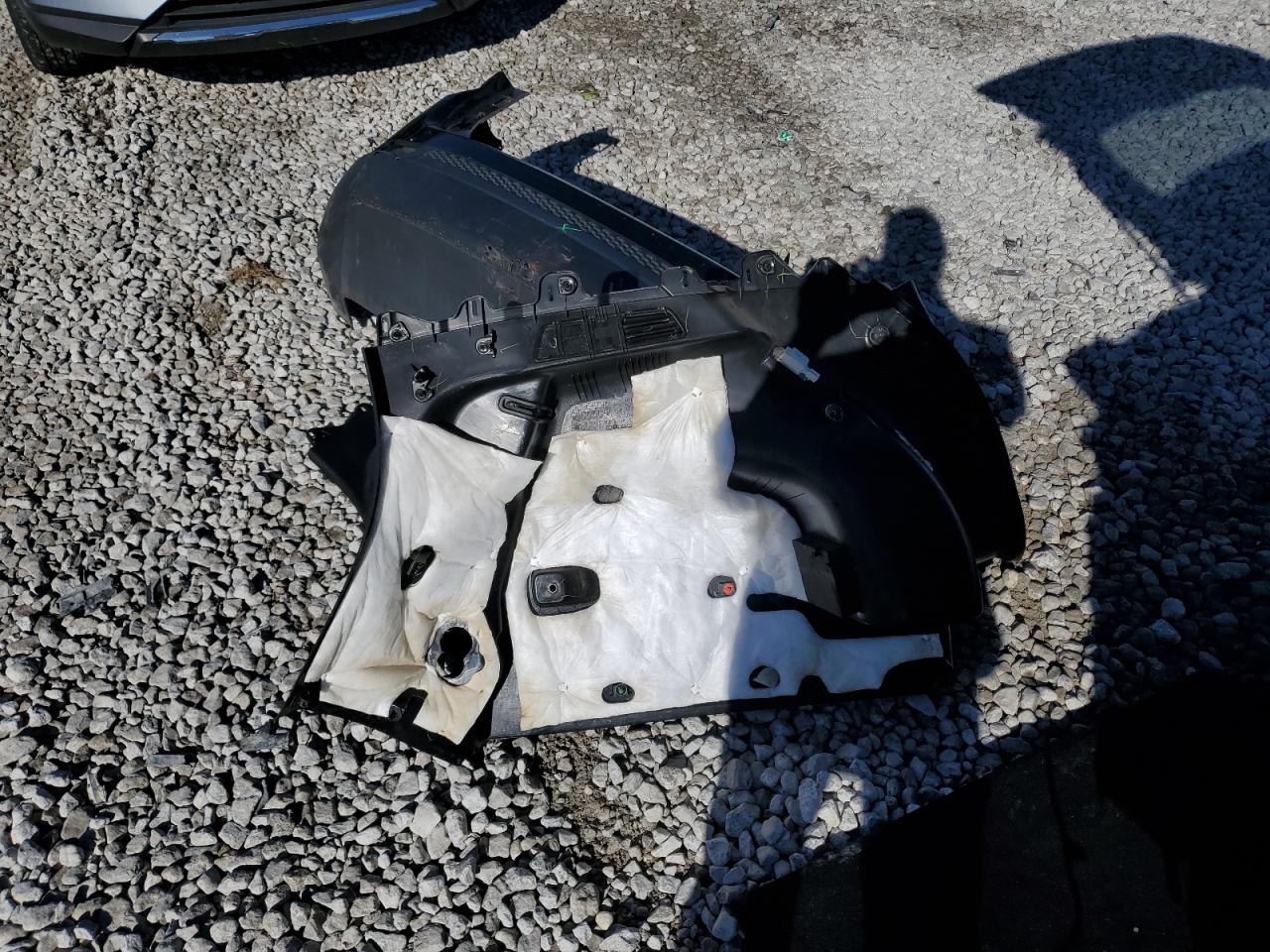 2018 Jeep Compass Latitude VIN: 3C4NJDBB5JT100463 Lot: 82387155