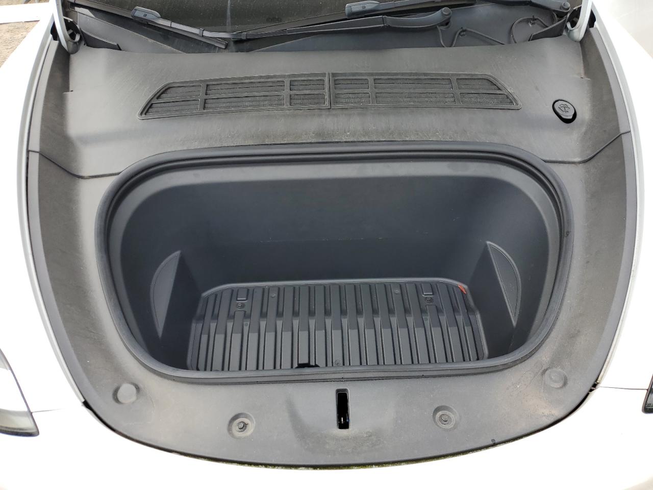 2021 Tesla Model Y VIN: 5YJYGDEE8MF298797 Lot: 81093005