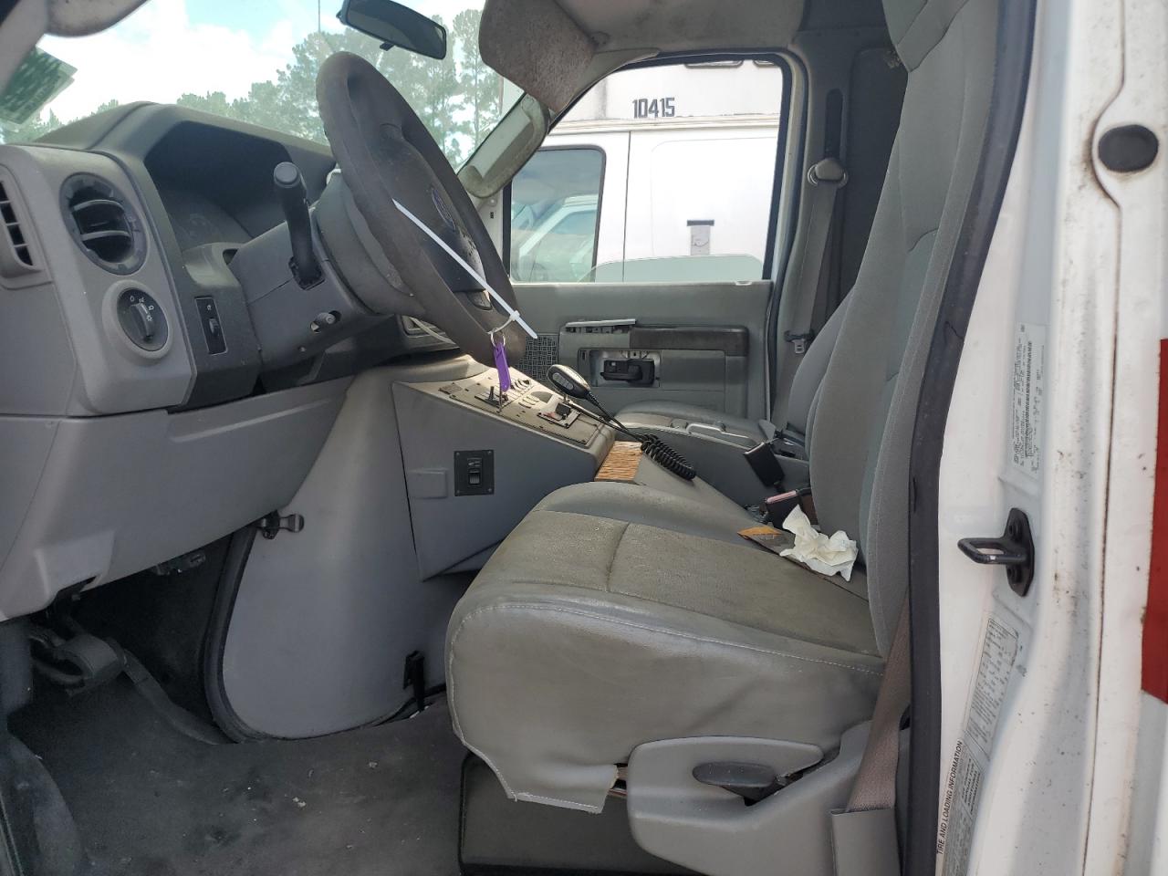 2013 Ford Econoline E350 Super Duty Van VIN: 1FDSS3EL0DDA63584 Lot: 85921895