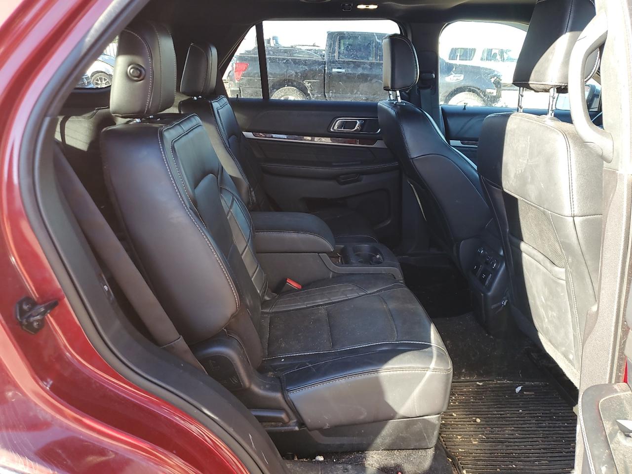 2019 Ford Explorer Platinum VIN: 1FM5K8HT7KGA74602 Lot: 82227215