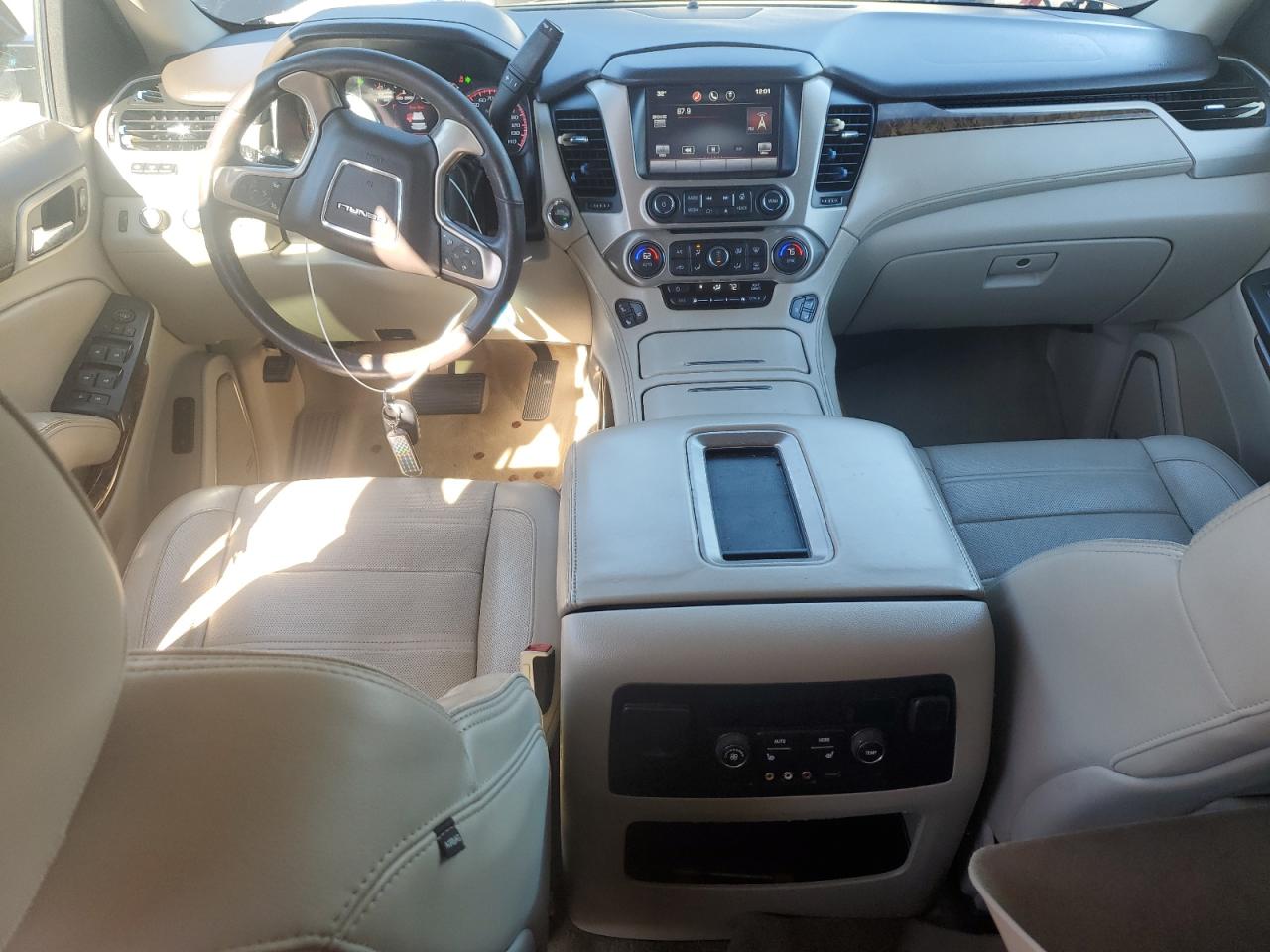 2015 GMC Yukon Denali VIN: 1GKS2CKJ7FR145622 Lot: 90977965