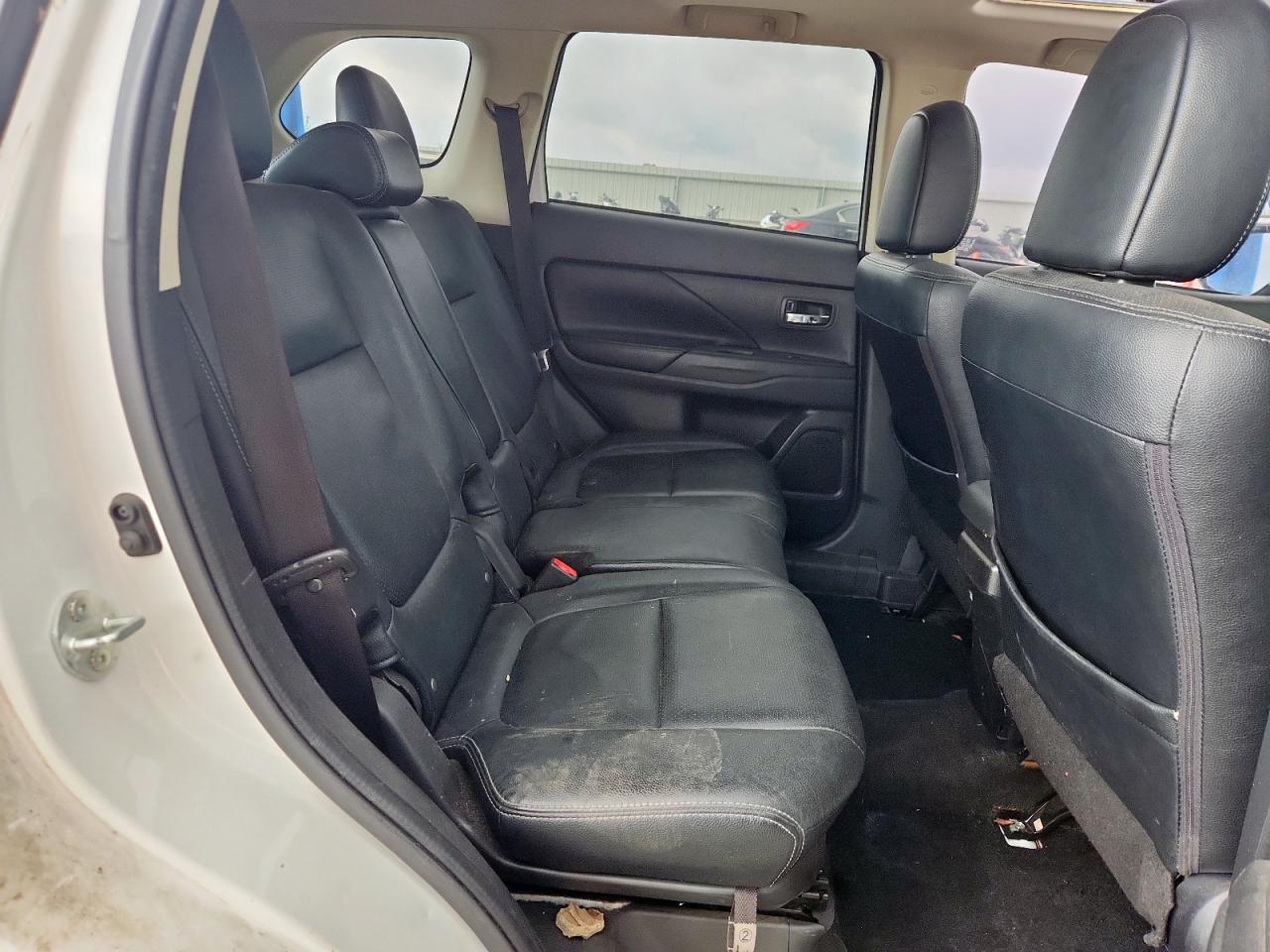 2016 Mitsubishi Outlander Se VIN: JA4AD3A38GZ000749 Lot: 90301975