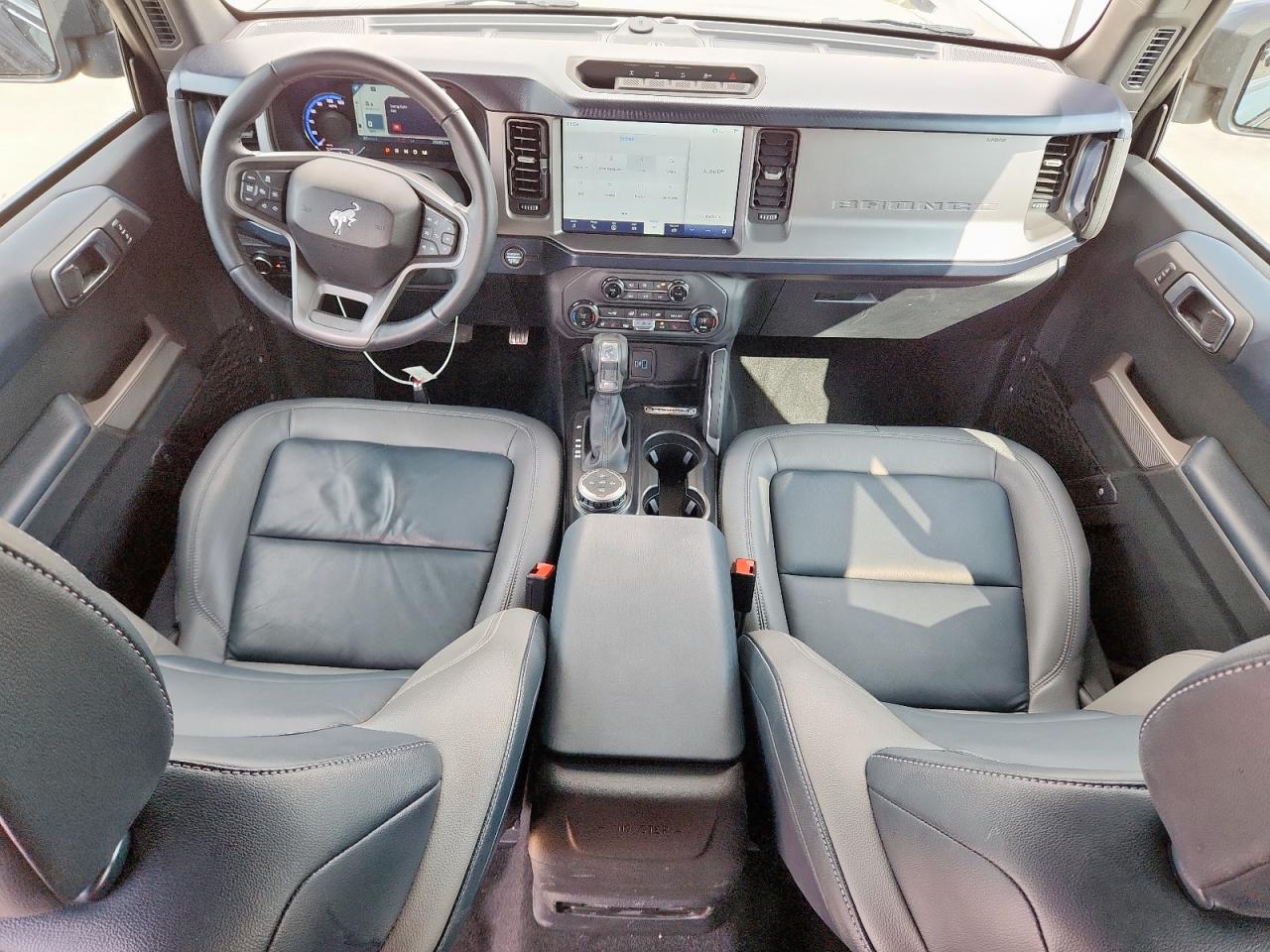 2023 Ford Bronco Base VIN: 1FMEE5DP7PLB94686 Lot: 90226365