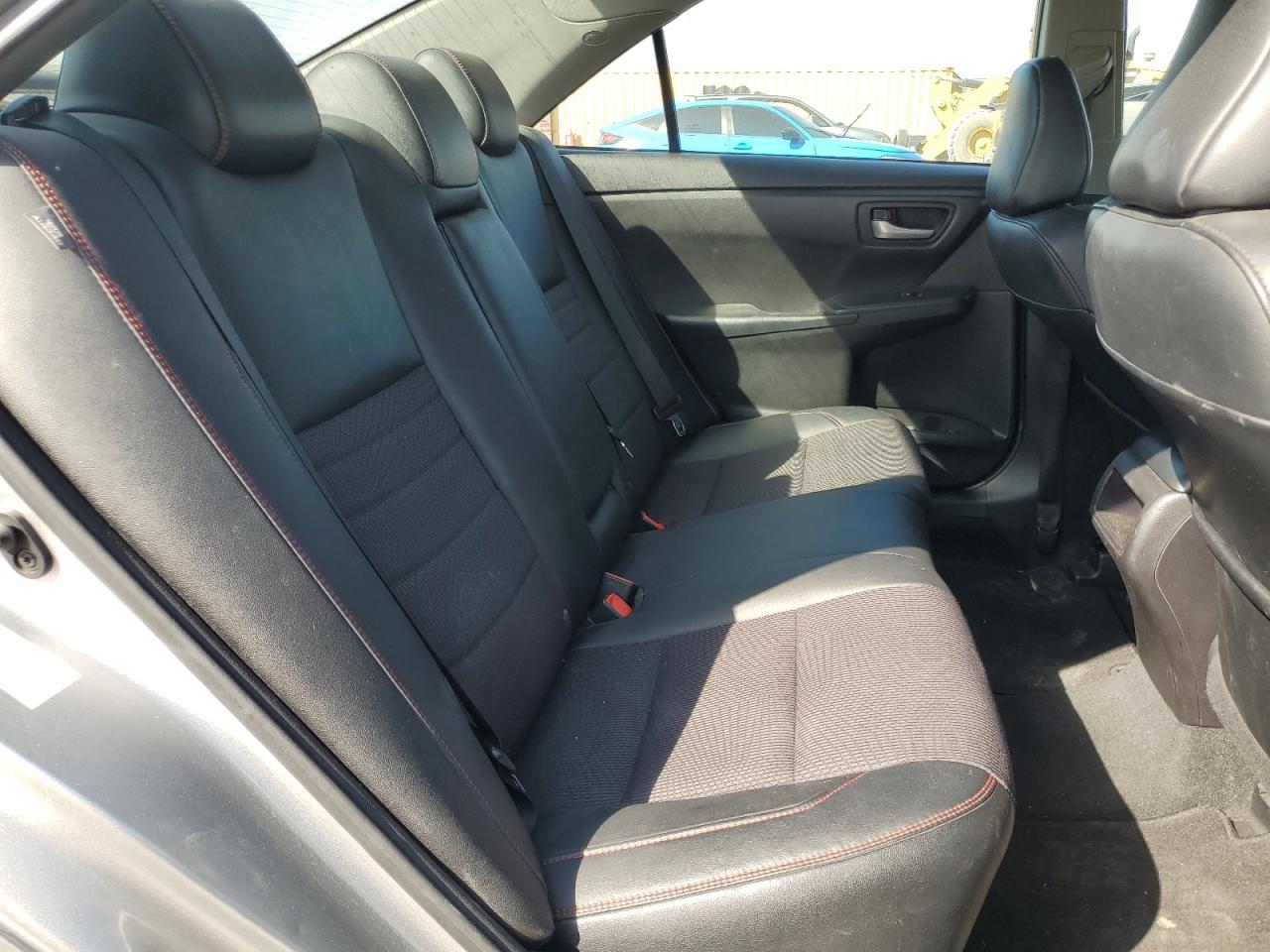 2016 Toyota Camry Le VIN: 4T1BF1FKXGU145552 Lot: 85370455