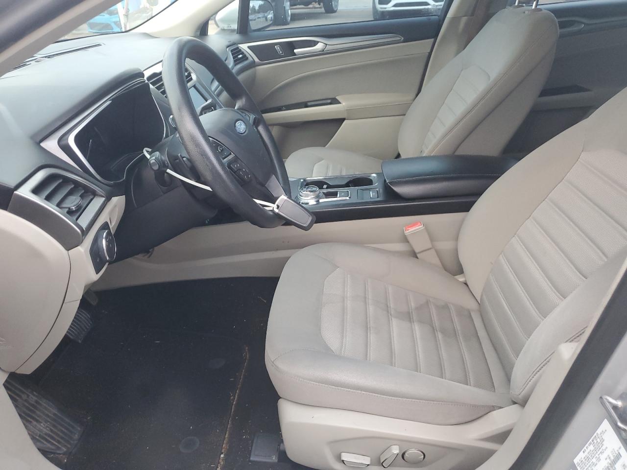 2019 Ford Fusion Se VIN: 3FA6P0HD5KR261968 Lot: 90126305